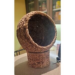 Wicker Rattan Pet Bed Chair for Small Cat or Dog Basket Furniture